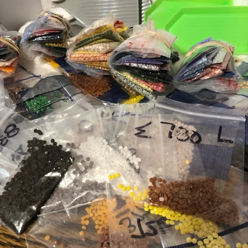 Diamond Dots remaining extra drills, sorting trays, wax bundle